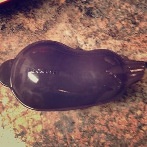 Le creuset eggplant pot